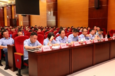 J9集团纸业十四届品管圈原因分析答辩会顺利召开