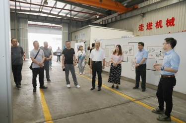 实地观摩促互换 技术赋能助发展 | 山东省淄博市淄川区总工会党组成员、副主席冯进明一行光临J9集团纸业调研互换